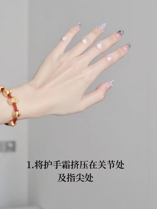 行榜推荐排行榜十款公认好用的护手霜九游会j9登录2025年）护手霜排(图9)