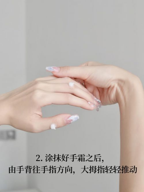 行榜推荐排行榜十款公认好用的护手霜九游会j9登录2025年）护手霜排(图6)