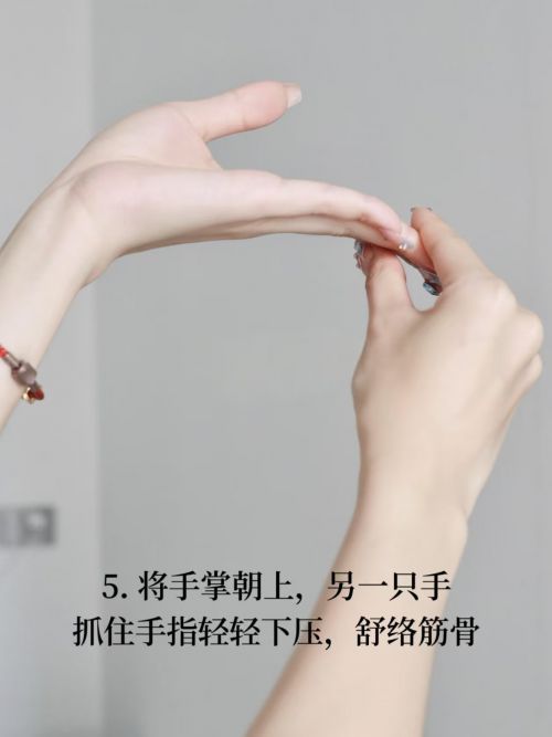 行榜推荐排行榜十款公认好用的护手霜九游会j9登录2025年）护手霜排(图13)