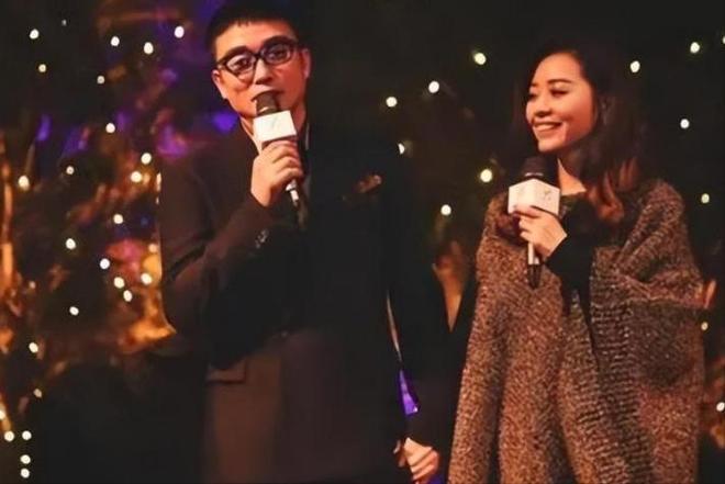 年被骗走6亿身家离婚4年后二人天差地别九游会网址是多少张靓颖：与冯轲相爱15(图7)