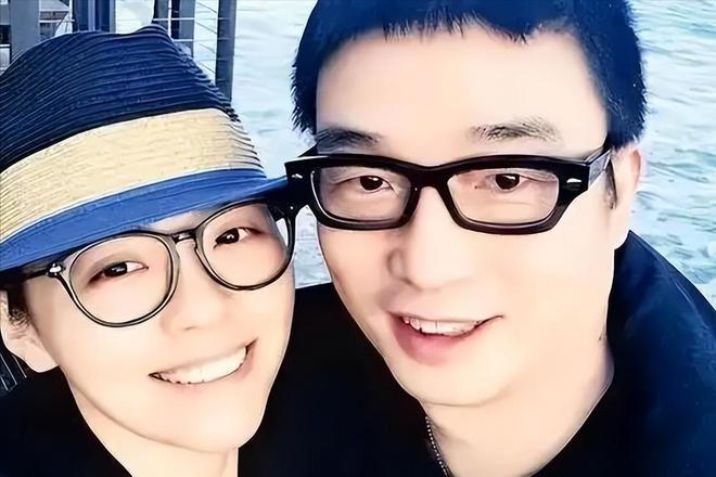 年被骗走6亿身家离婚4年后二人天差地别九游会网址是多少张靓颖：与冯轲相爱15(图5)